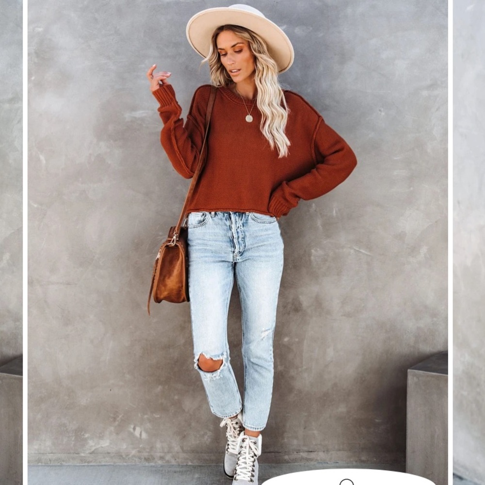 VICI Cropped Sweater